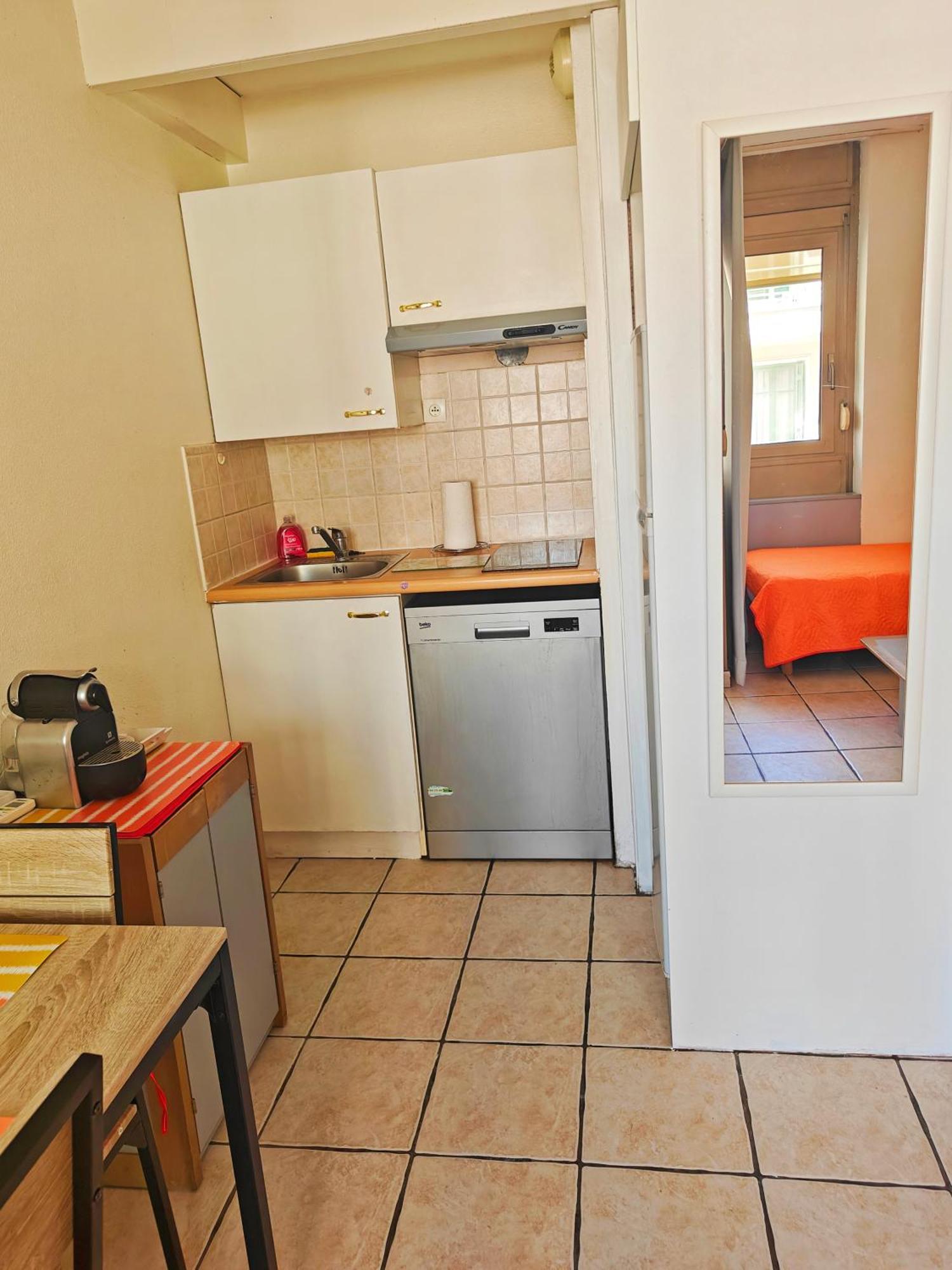 Centre Juan Les Pins Apartment ภายนอก รูปภาพ